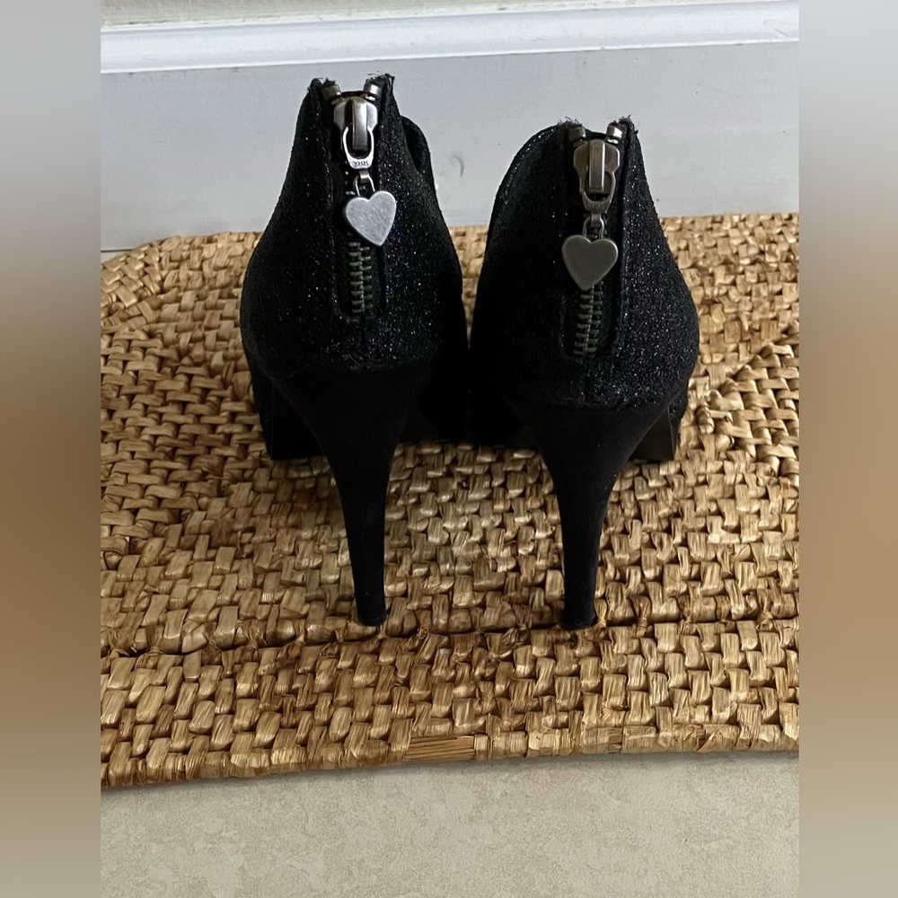 Call it Spring Zippered Sparkled Heels - Picture 2 of 5